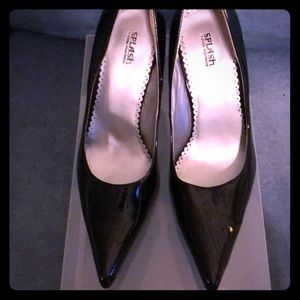 Black Patent Leather Pumps 🔥